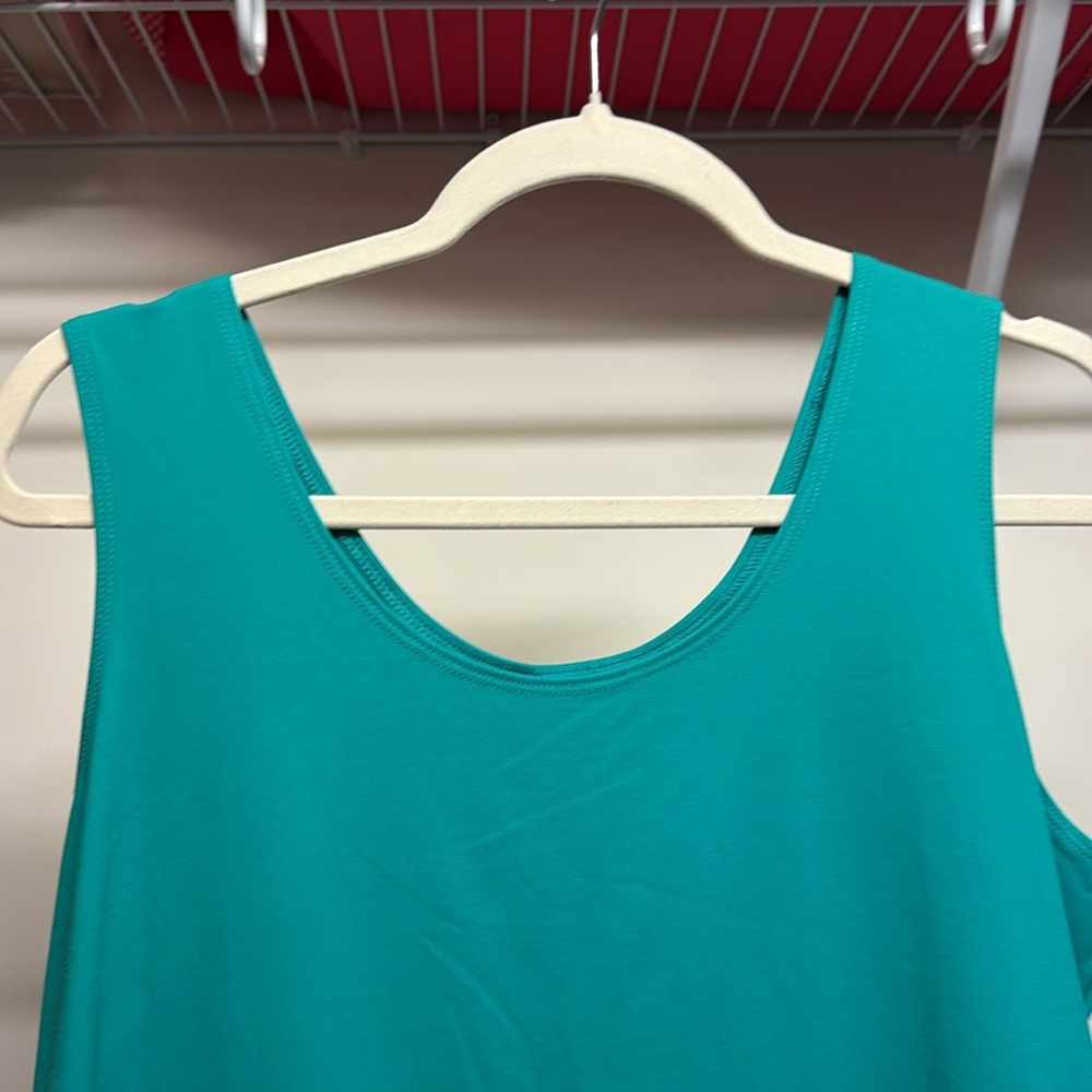 Chico's Green Boxy Tank Top Size 3 - Picture 9 of 9